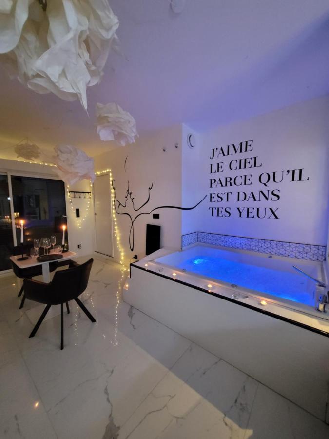 L'Escapade Romantique Dreuil-les-Amiens Exterior photo